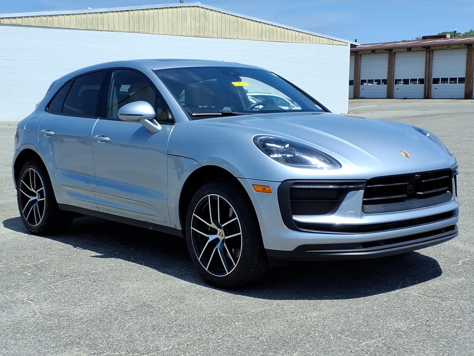 PorscheMacan7