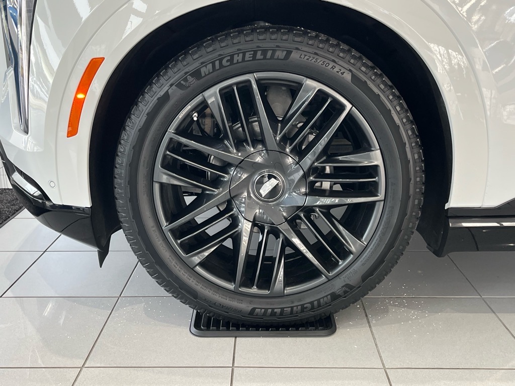 CadillacEscalade IQ7