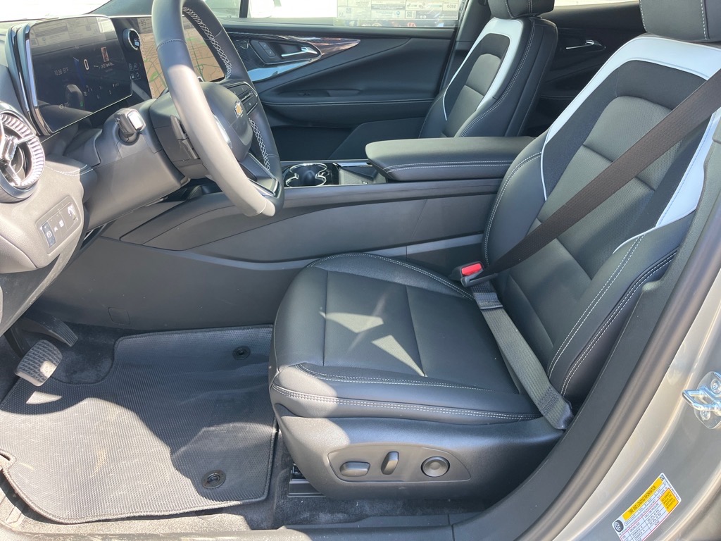 ChevroletBlazer EV7