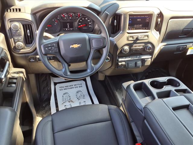 2025 Chevrolet Silverado 3500HD CC 4WD CREW CAB 177  WB, 60