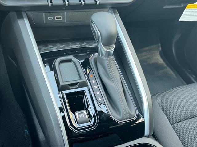 2025 Chevrolet Colorado 2WD CREW CAB LT