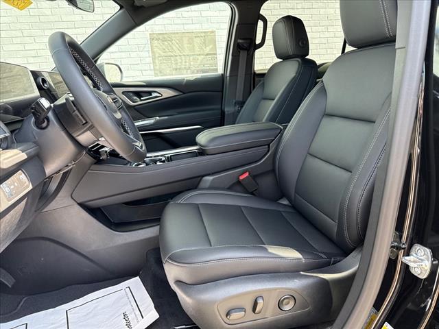 2025 Chevrolet Traverse FWD 4DR LT W/1LT