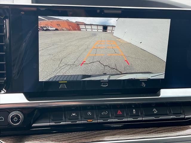 2025 Chevrolet Silverado 1500 4WD CREW CAB 157  LT TRAI
