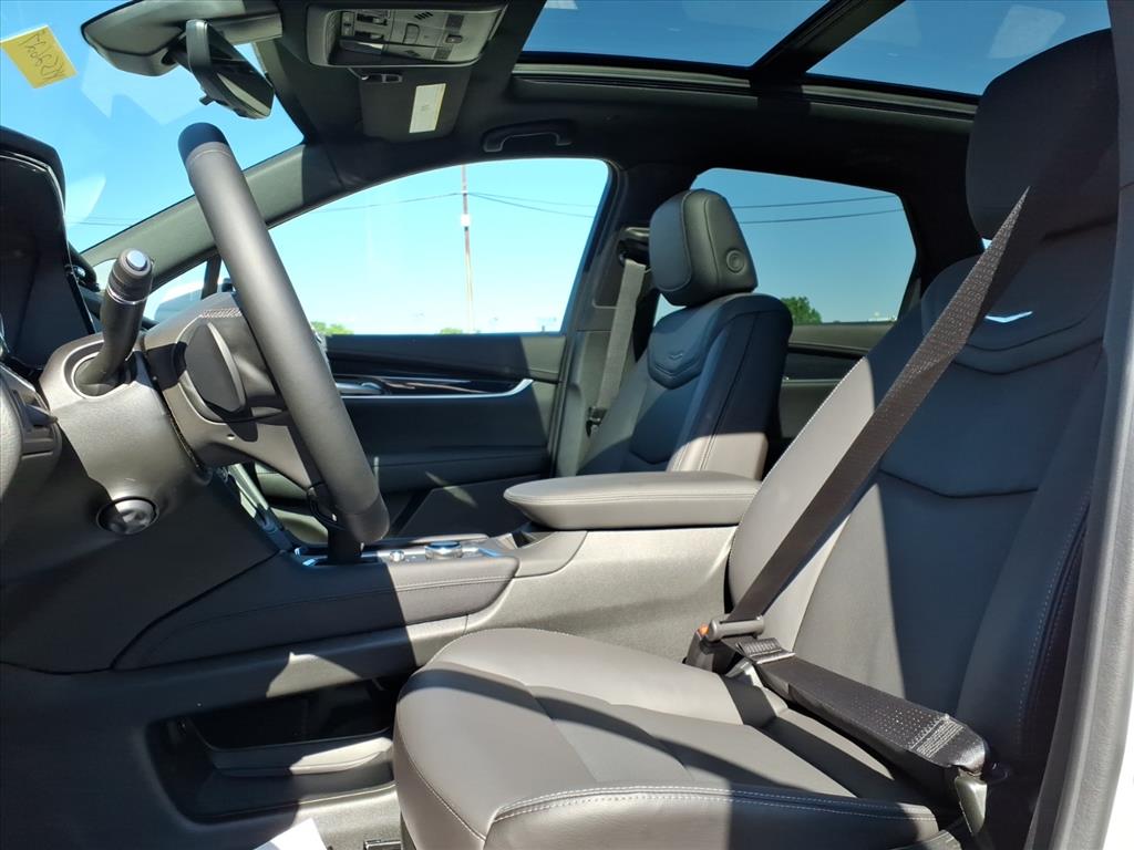 CadillacXT58