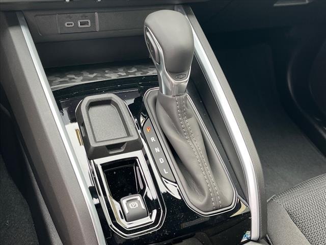 2025 Chevrolet Colorado 2WD CREW CAB LT