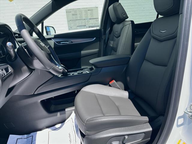 2025 Cadillac XT6 FWD 4DR LUXURY