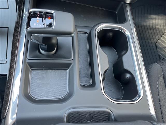 2025 Chevrolet Silverado 1500 4WD CREW CAB 147  LT TRAI