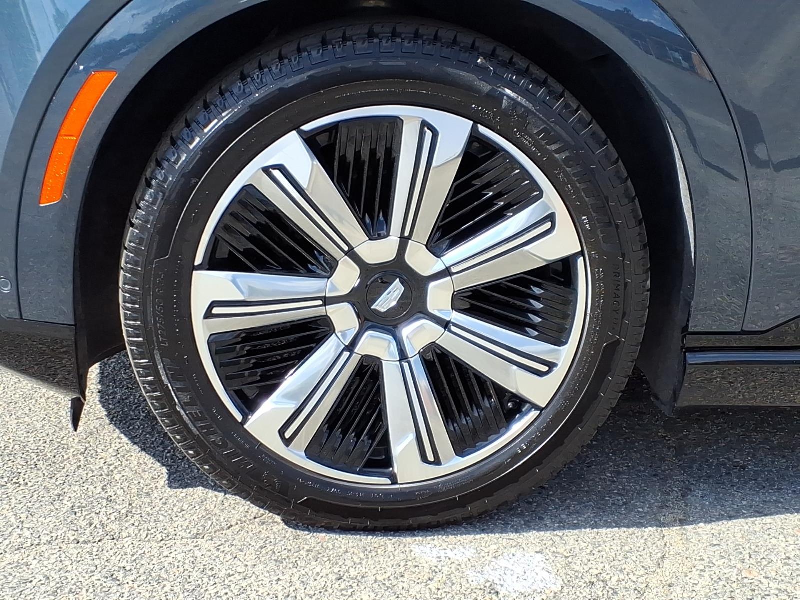 CadillacEscalade IQ9
