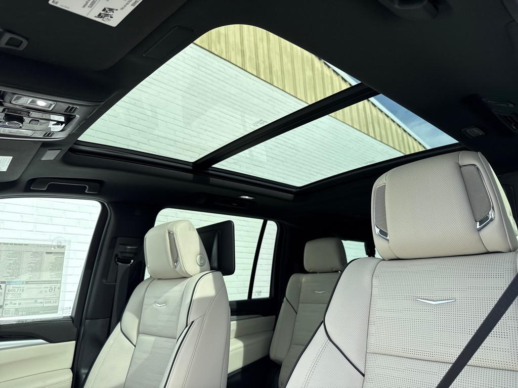 CadillacEscalade ESV9