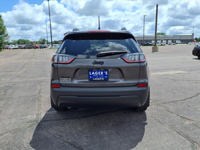 2023 Jeep Cherokee Altitude Lux