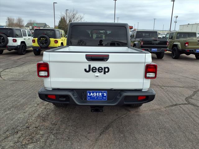 2025 Jeep Gladiator NightHawk