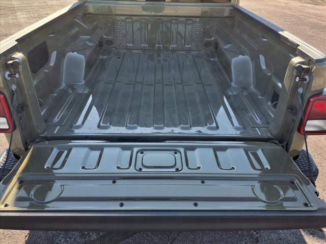 2025 Jeep Gladiator NightHawk