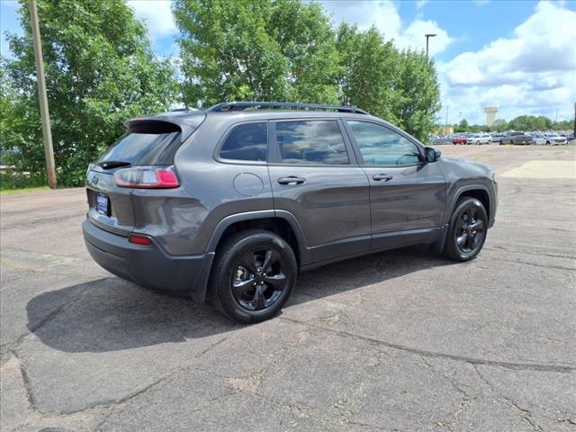 2023 Jeep Cherokee Altitude Lux