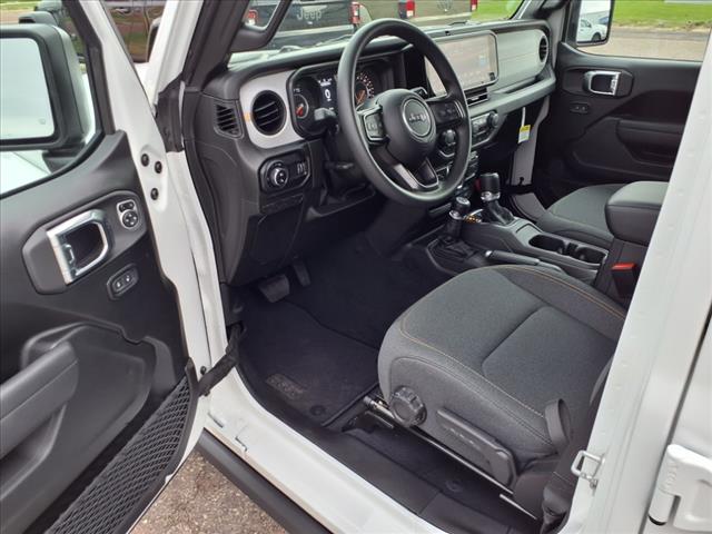 2025 Jeep Gladiator NightHawk