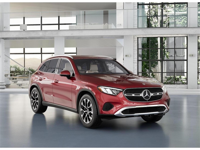 2025 Mercedes-Benz GLC 