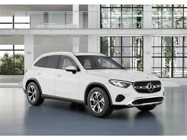 2025 Mercedes-Benz GLC 