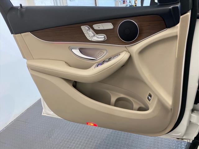 2021 Mercedes-Benz GLC GLC 300