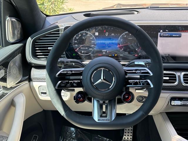 2025 Mercedes-Benz GLS 