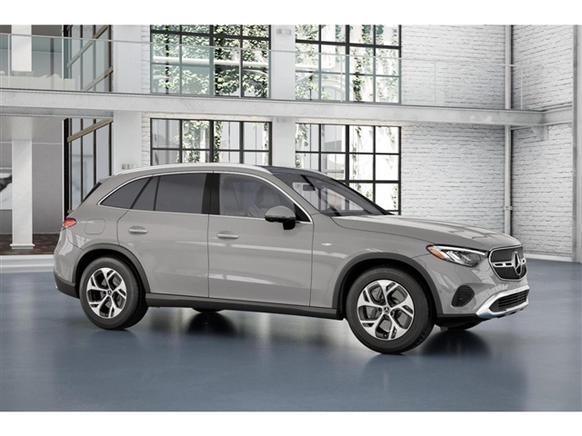 2025 Mercedes-Benz GLC 