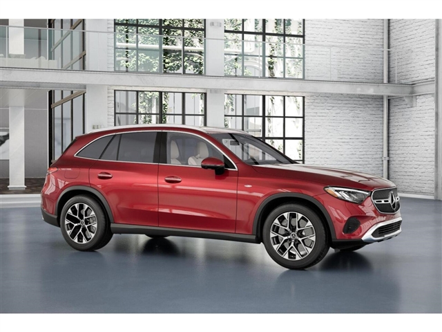 2025 Mercedes-Benz GLC 