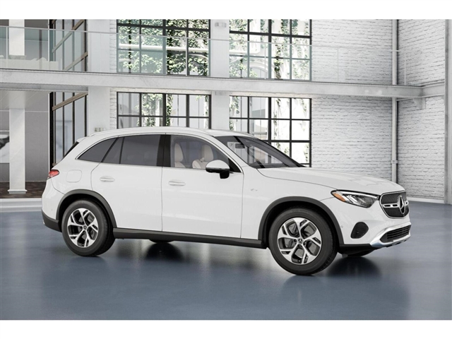 2025 Mercedes-Benz GLC 