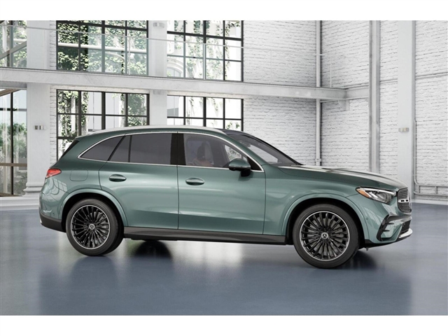 2025 Mercedes-Benz GLC 