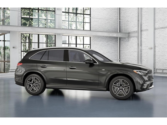 2025 Mercedes-Benz GLC 
