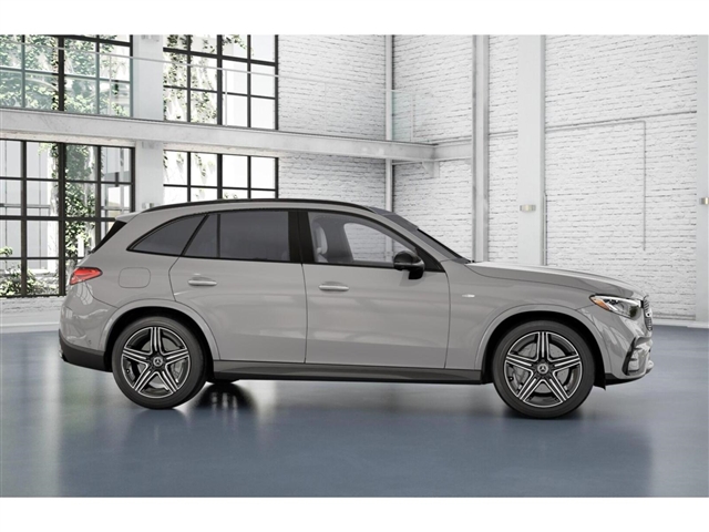 2025 Mercedes-Benz GLC 