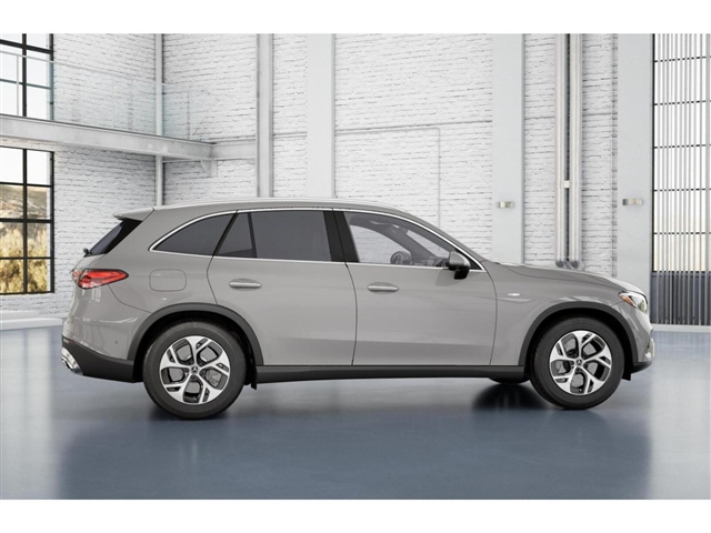 2025 Mercedes-Benz GLC 