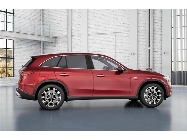 2025 Mercedes-Benz GLC 