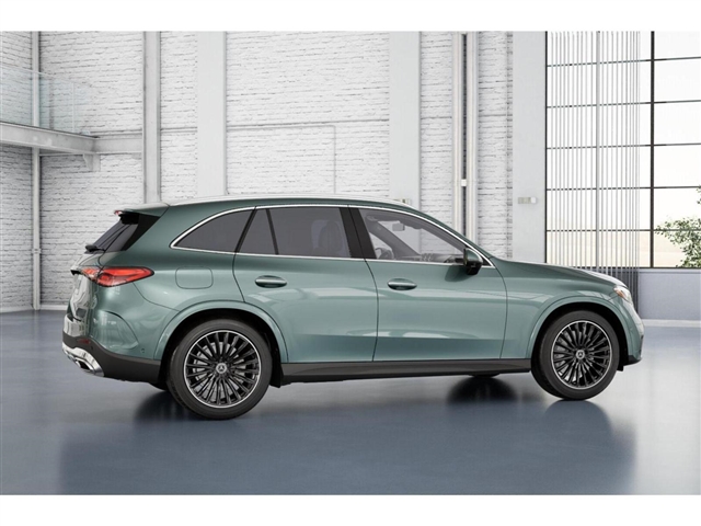 2025 Mercedes-Benz GLC 