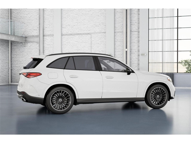 2025 Mercedes-Benz GLC 