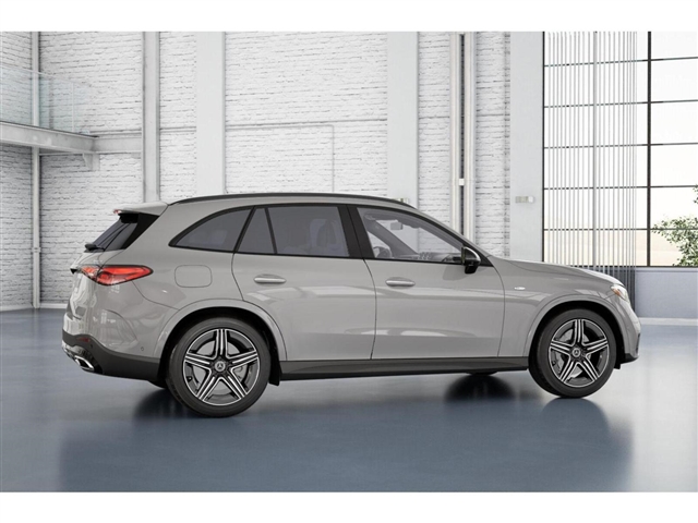 2025 Mercedes-Benz GLC 