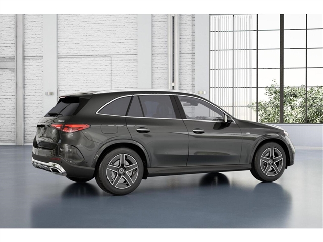 2025 Mercedes-Benz GLC 