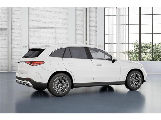 2025 Mercedes-Benz GLC 