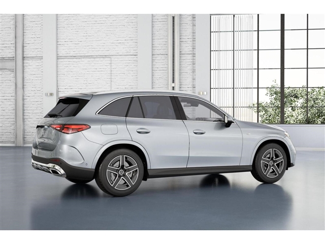 2025 Mercedes-Benz GLC 