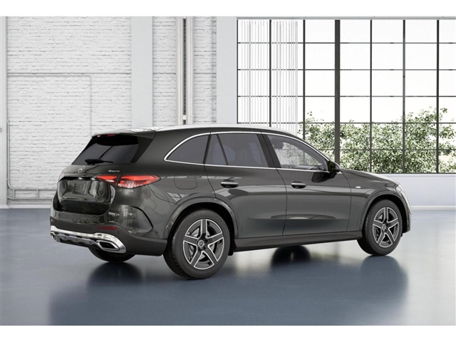 2025 Mercedes-Benz GLC 