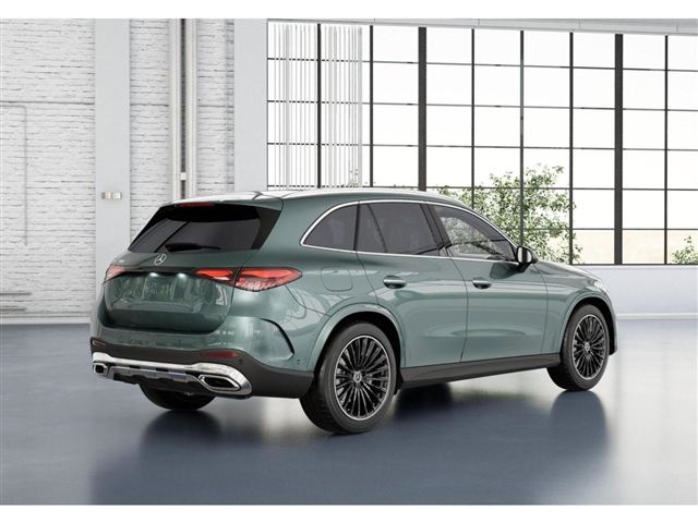 2025 Mercedes-Benz GLC 