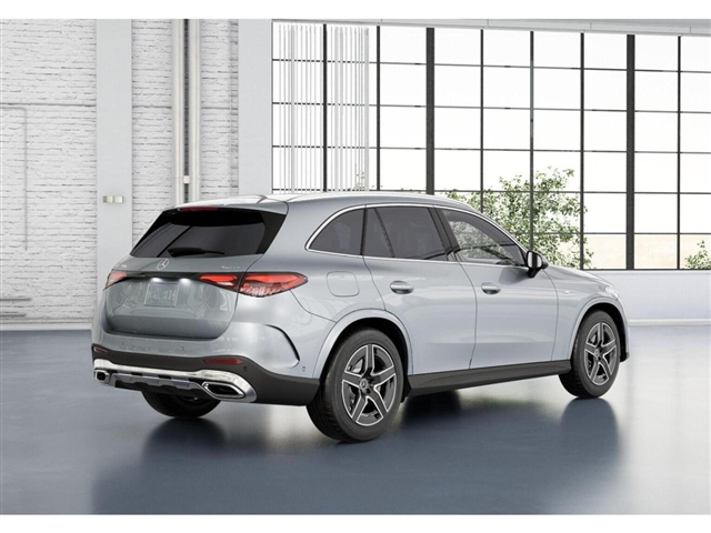 2025 Mercedes-Benz GLC 
