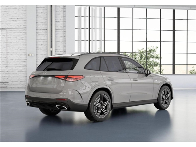 2025 Mercedes-Benz GLC 