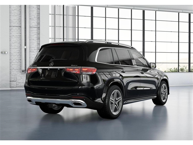 2025 Mercedes-Benz GLS 