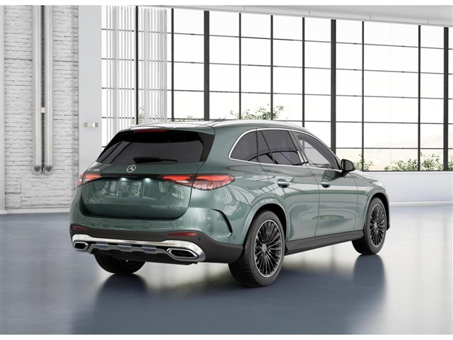 2025 Mercedes-Benz GLC 