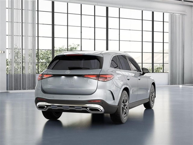 2025 Mercedes-Benz GLC 