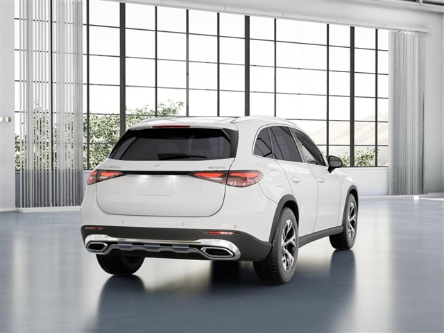 2025 Mercedes-Benz GLC 