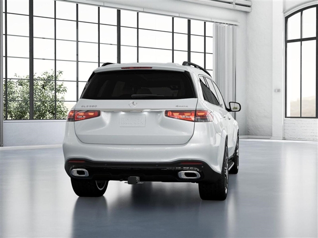 2025 Mercedes-Benz GLS 