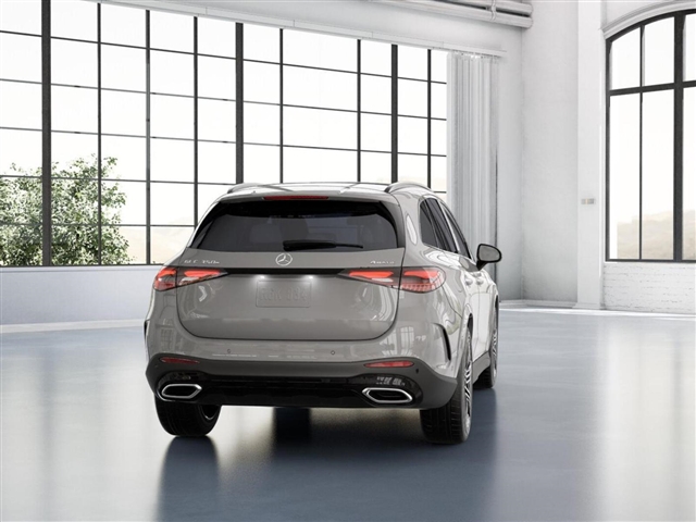 2025 Mercedes-Benz GLC 