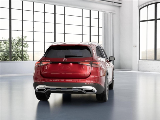 2025 Mercedes-Benz GLC 