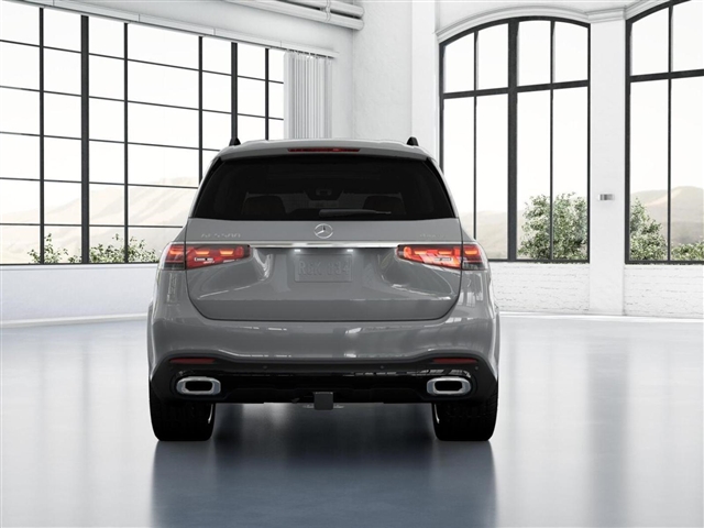 2025 Mercedes-Benz GLS 