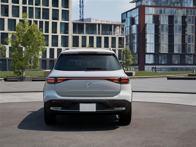 2025 Mercedes-Benz EQB 