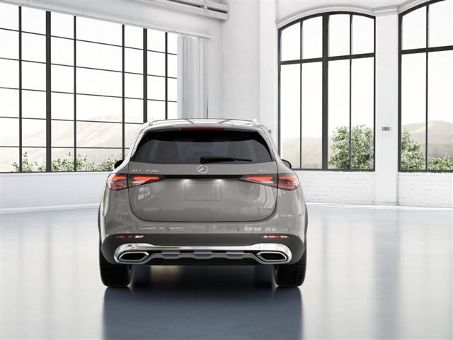 2025 Mercedes-Benz GLC 